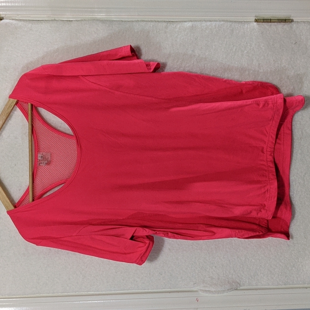 Just be Free neon orange/pink 1X workout top with mesh racer back detail